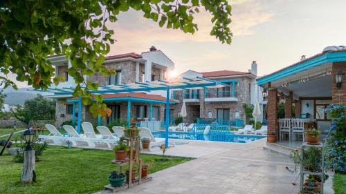 The swimming pool at or close to Ekinoks Boutique Hotel