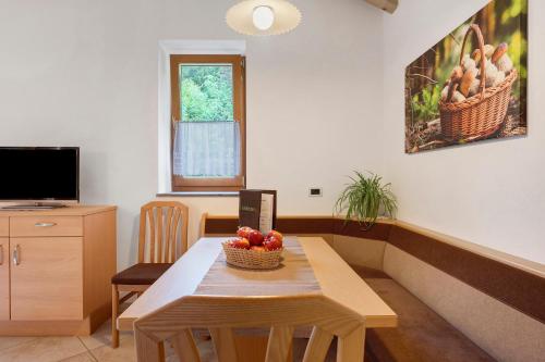 Μια τηλεόραση ή/και κέντρο ψυχαγωγίας στο Altebnerhof Leifers