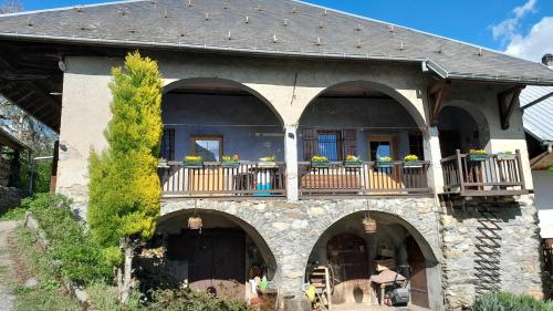 Edificio en el que se encuentra la casa o chalet