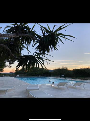 Duplex La Vigie Kensington Pool Sea Vineyard View