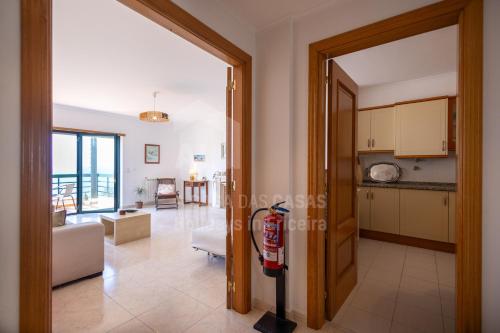 Sonho Azul Apartment by ACasaDasCasas