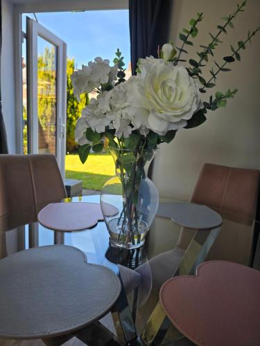 The Heart - Cosy 3 bedroom house with double driveway and Garden in Manchester photo 7