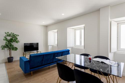 The Lisbon Hideaway, 2 Bed Urban Terrace Stay