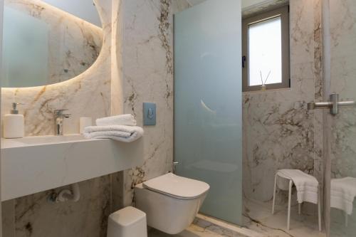 Ένα μπάνιο στο Amfitriti Villa