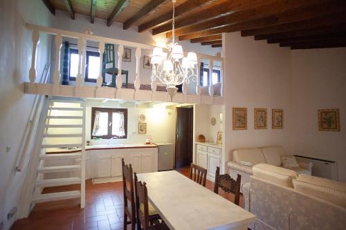 Ένα ή περισσότερα κρεβάτια σε δωμάτιο στο Agriturismo Poggiolo