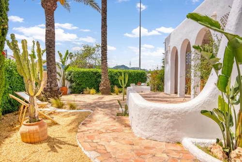 Foto La IBICENCA & JACUZZI by XimoApartments 5
