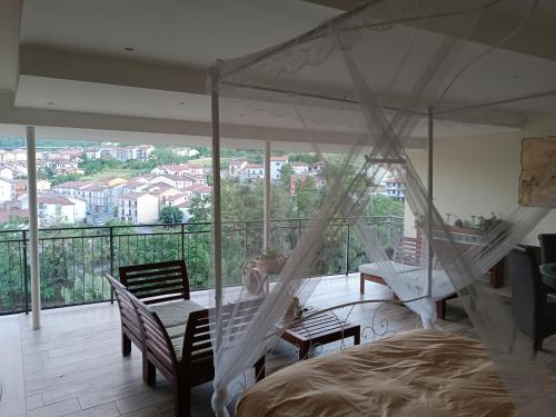 Μπαλκόνι ή βεράντα στο B&B La Voce del Fiume Dimora storica di Charme