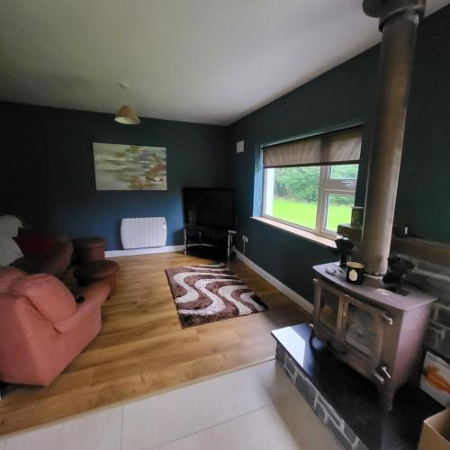 Fotografie z fotogalerie ubytování Ideally located Country Cottage v destinaci Limerick