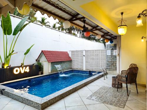 Bazén v ubytování OV Private Pool Villas near Baga, I 4BHK units I Staff nebo v jeho okolí