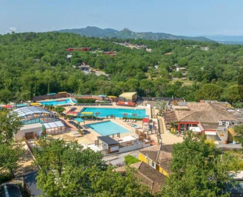 Mobilhome 6 places Domaine de Chaussy