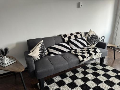Χώρος καθιστικού στο 2 Bedroom near Edmonton Green Station