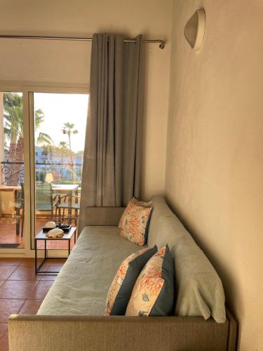 Katil atau katil-katil dalam bilik di Appartement T2 vue mer, piscine Linguizzetta Bravone