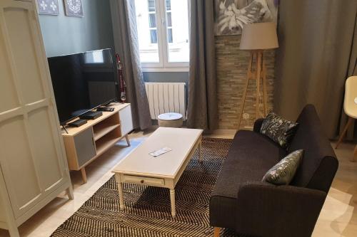 Lovely apartment in the historic center of Avignon