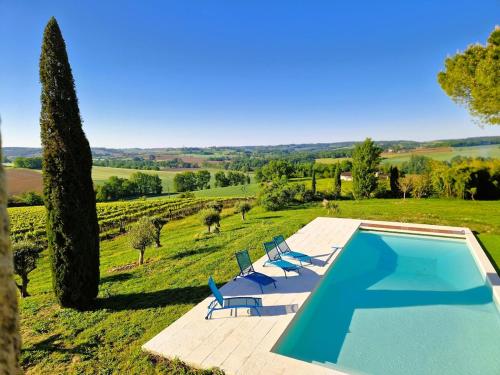 Πισίνα στο ή κοντά στο Maison Gasconne, 6 chambres, piscine 14x5, vue sur les vignobles