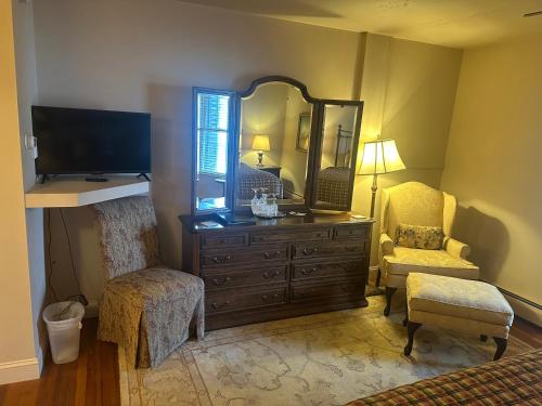 Haven By The Sea B&Bにあるテレビまたはエンターテインメントセンター