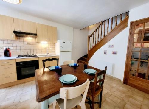 La bulle à Thueyts Proche Pont du diable