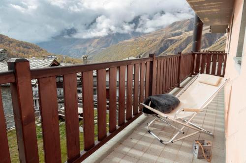 HelloCHALET- Maison Skis Aux Pieds - ski-in with boot warmer and garage photo 3