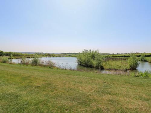 a view of a river from a field at BB House in Bedford
