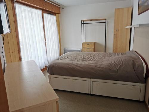 Appartement rénové pour 4 pers, proche centre, parking