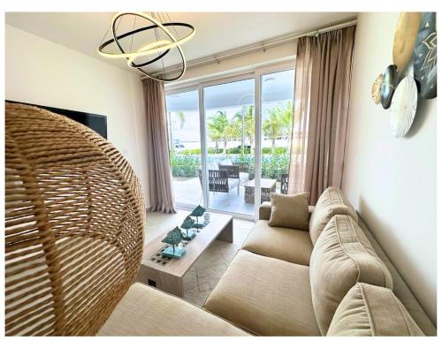 Χώρος καθιστικού στο 2-Bedroom Caribbean Oasis