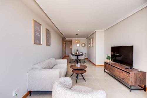 Sea View Apartment Near Estepona and Marbella - Pool and Private Parking photo 11