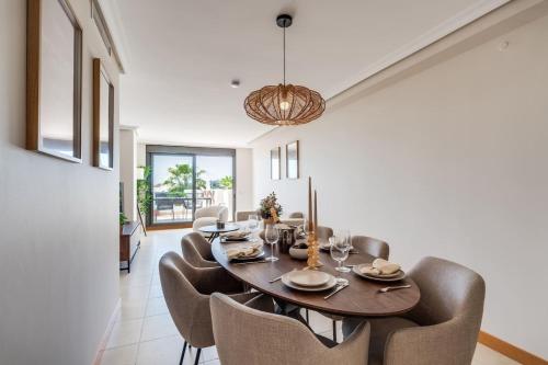 Sea View Apartment Near Estepona and Marbella - Pool and Private Parking photo 10