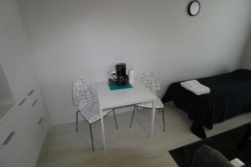 Postel nebo postele na pokoji v ubytování Convenient Studio for 2