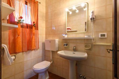 Bilik mandi di Residence Casa Lama