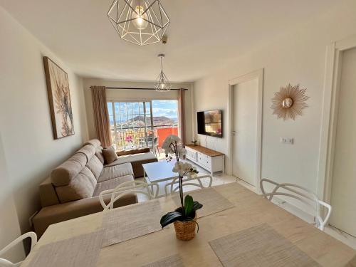 Sunset Apartment 7