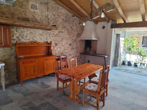 Φωτογραφία από το άλμπουμ του Cumbres y Costumbres de Gredos σε Hoyos del Espino