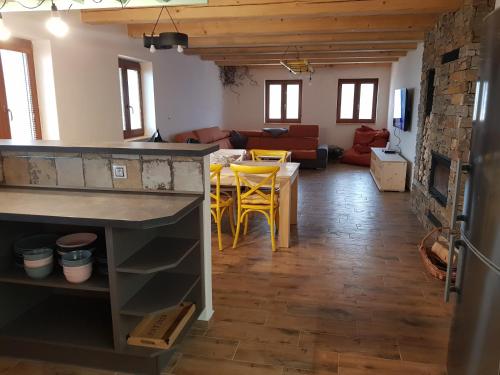 Una cocina o cocineta en chata Hopini