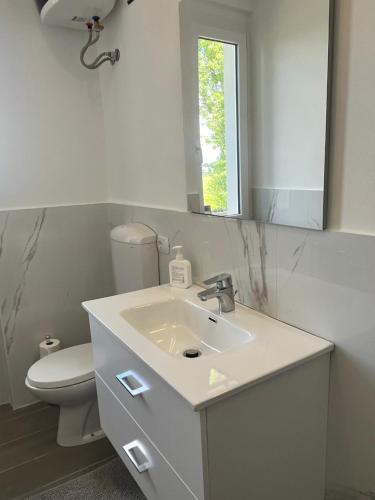 Angy House 25 photo 3