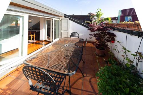 Central Station 10 min Private Terrace Skyview 6 Pax