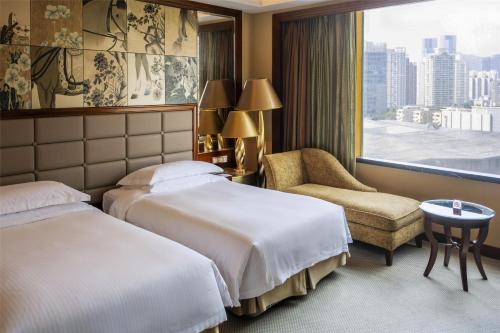 Postel nebo postele na pokoji v ubytování Kempinski Hotel Shenzhen - 24 Hours Stay Privilege, Subject to Hotel Inventory