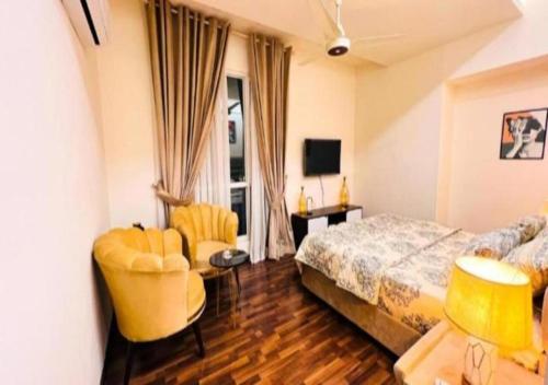 Gallery image of Gold Crest - LMY Hotel Serviced Apartments DHA Phase 4 Lahore in Lahore