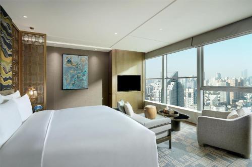 Kempinski Hotel Nanjingにあるベッド