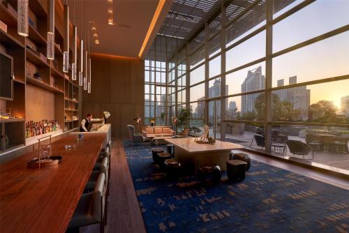 Kempinski Hotel Nanjingにあるレストランまたは飲食店