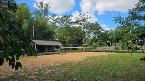 Κήπος έξω από το Estanzuela Eco Lodge