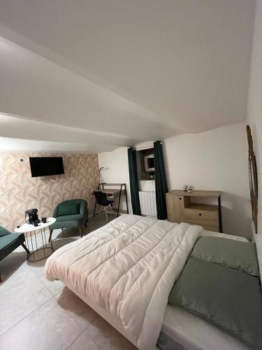 La Coloc' Rouen Docks T5 4 Bathrooms Garden