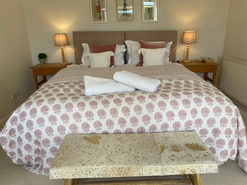 Postel nebo postele na pokoji v ubytování Old Farmhouse Cottage