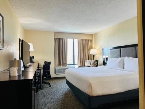 Легло или легла в стая в Holiday Inn Miami International Airport by IHG