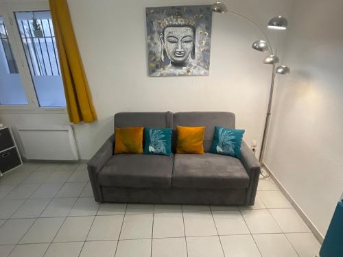 Petit studio coquet à côté des Halles