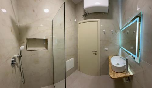 Gallery image of Suzi's apartment in Dhërmi