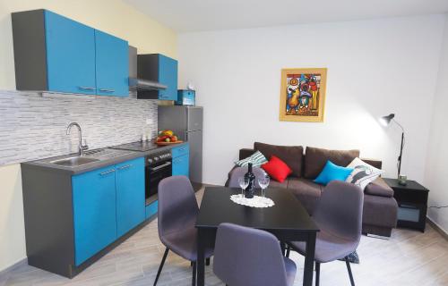 Zagreb Blue Door Apartments - Kvatrić