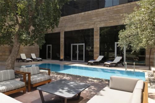 Bazén v ubytování Bristoria Hotel Erbil nebo v jeho okolí