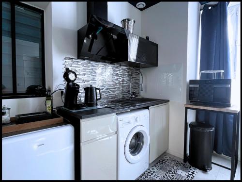 Gallery image of Secret passage "Best Quality" in Saint-Quentin