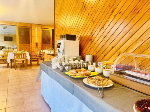 Cibo presso l'hotel o nelle vicinanze