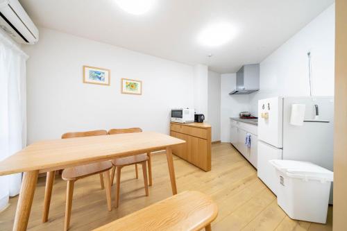 Η κουζίνα ή μικρή κουζίνα στο Torikari 5-chome1-10 鳥飼5丁目1-10