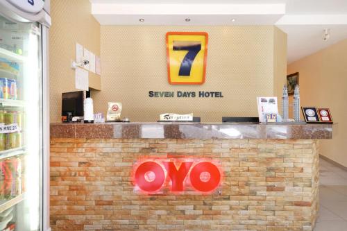 Chứng chỉ, giải thưởng, bảng hiệu hoặc các tài liệu khác trưng bày tại Super OYO 635 Seven Days Hotel