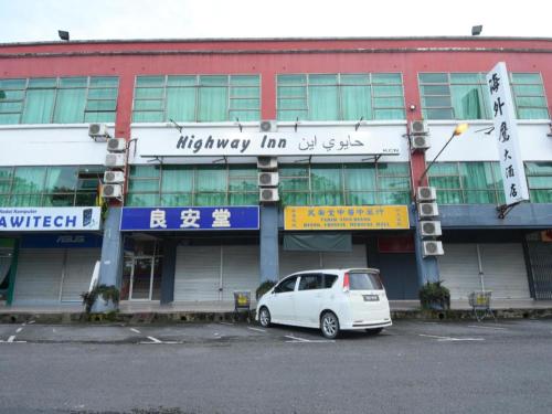Фотография из галереи OYO 89642 Highway Inn в городе Mukah